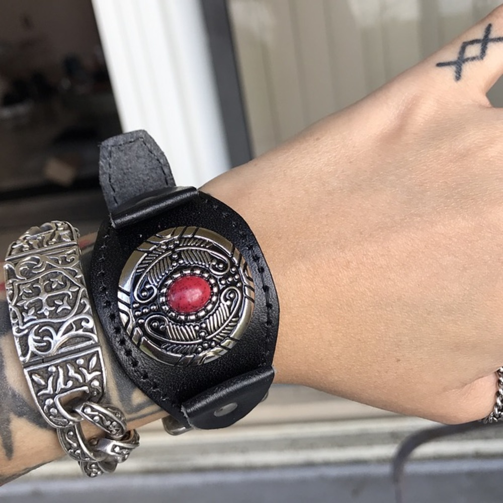 Handmade black leather cuff silver totem red gem - Picture 4 of 8